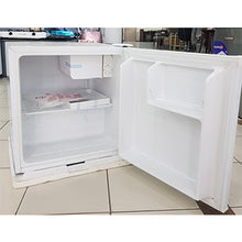 Load image into Gallery viewer, Kolin 2.3 cu. ft. Personal Refrigerator | Model: KRD-70A
